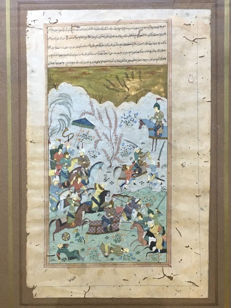 Deux miniatures gouachées sur papier, Scènes de bataille (trous de ver). - Inde…