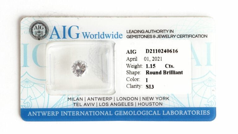 Diamant taille brillant sous scellé - Poids : 1.15 carat, I SI3 - Accompagné d'…