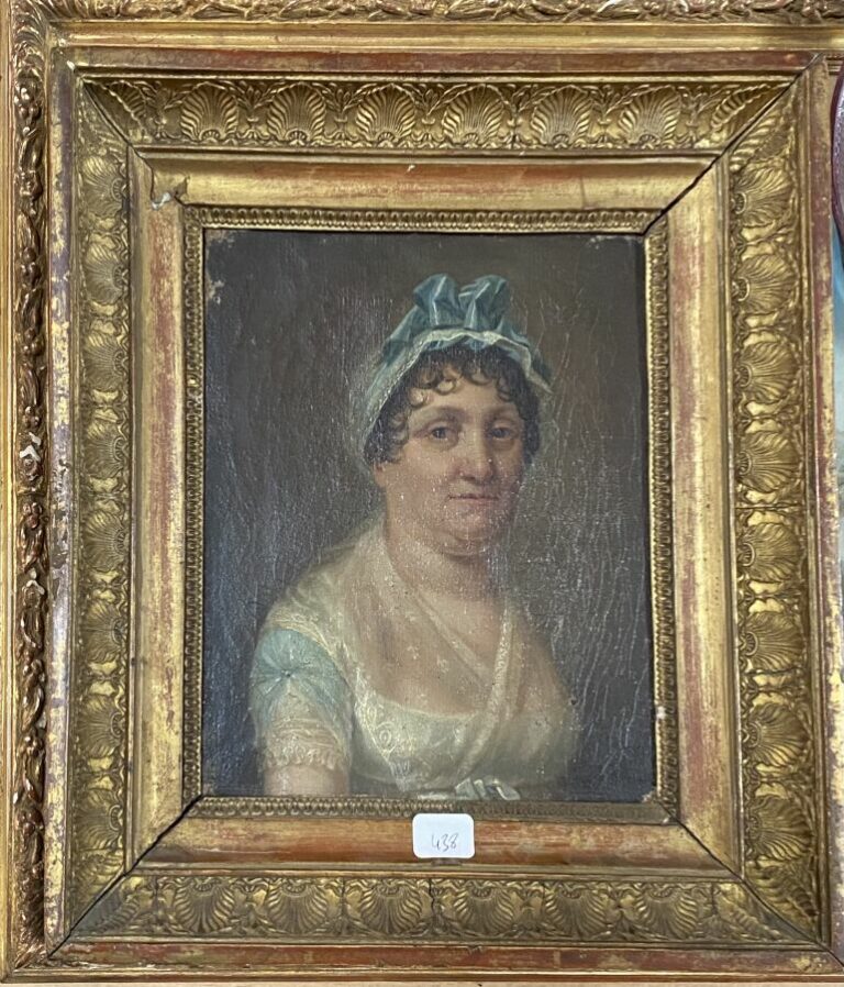 Ecole fin XIXème - Femme au bonnet bleu - Huile sur toile - 21 x 17 cm