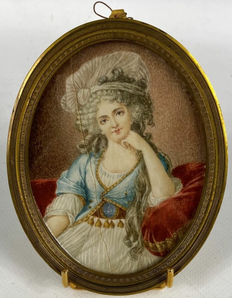 Ecole française dans le goût du XVIIIe siècle - Portrait de femme - Miniature o…