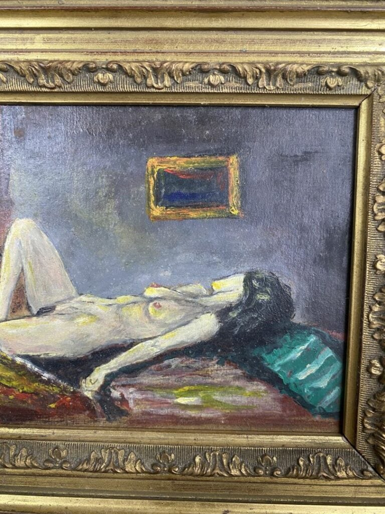 Ecole moderne - Femme nue allongée - Huile sur panneau - Porte une signature en…
