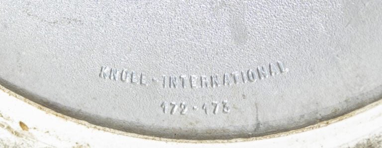 Eero SAARINEN (1910-1961) - Table modèle « tulipe » à plateau circulaire en mar…