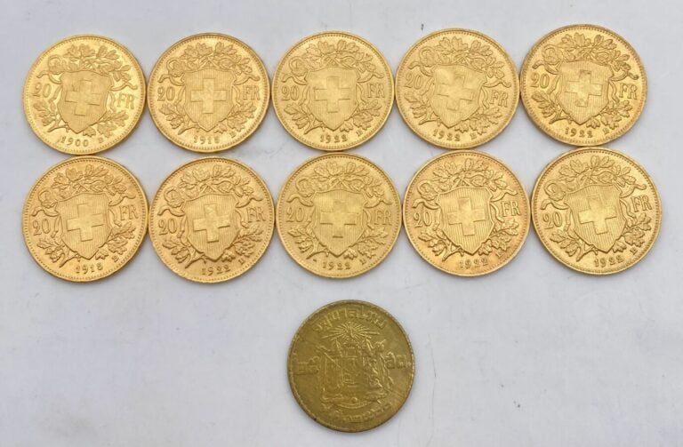 Ensemble de 10 pièces de 20 Francs or comprenant : - - -1 pièce de 20 Francs Su…
