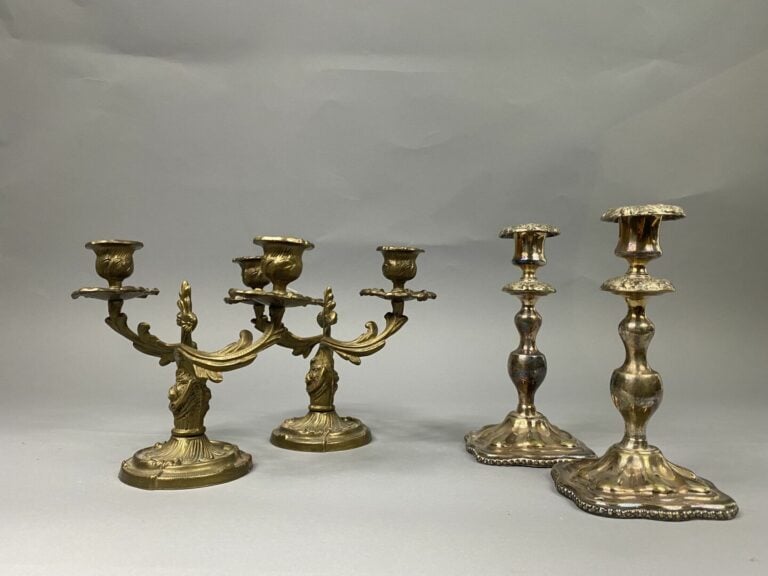 Ensemble de bougeoirs en métal, bronze dont FRAGET, à décor divers notamment br…