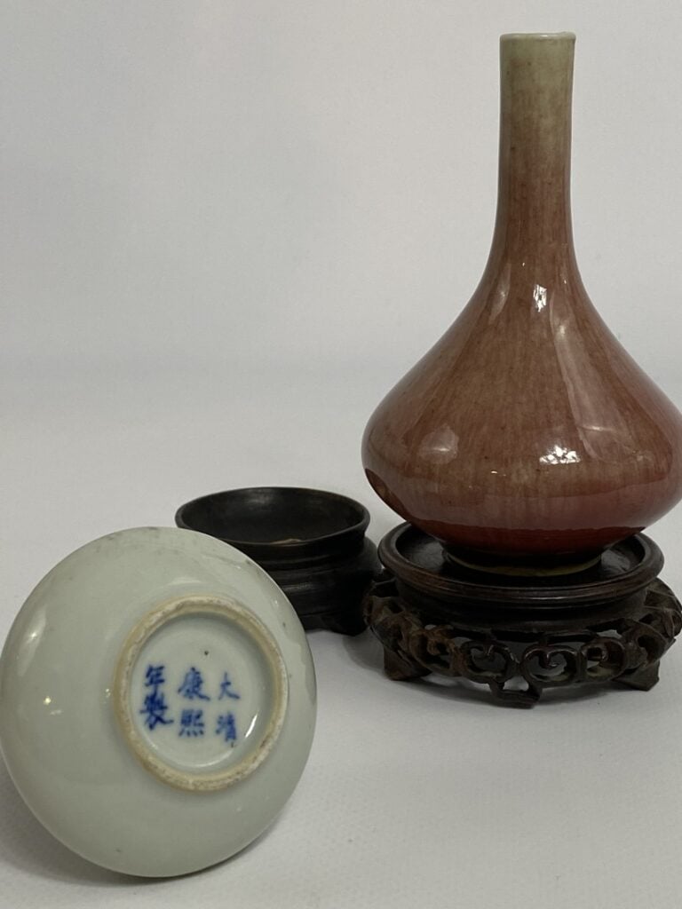 ENSEMBLE DE DEUX (2) VASES MINIATURES EN CERAMIQUE, LANGYAO(?) - Chine, Moderne…