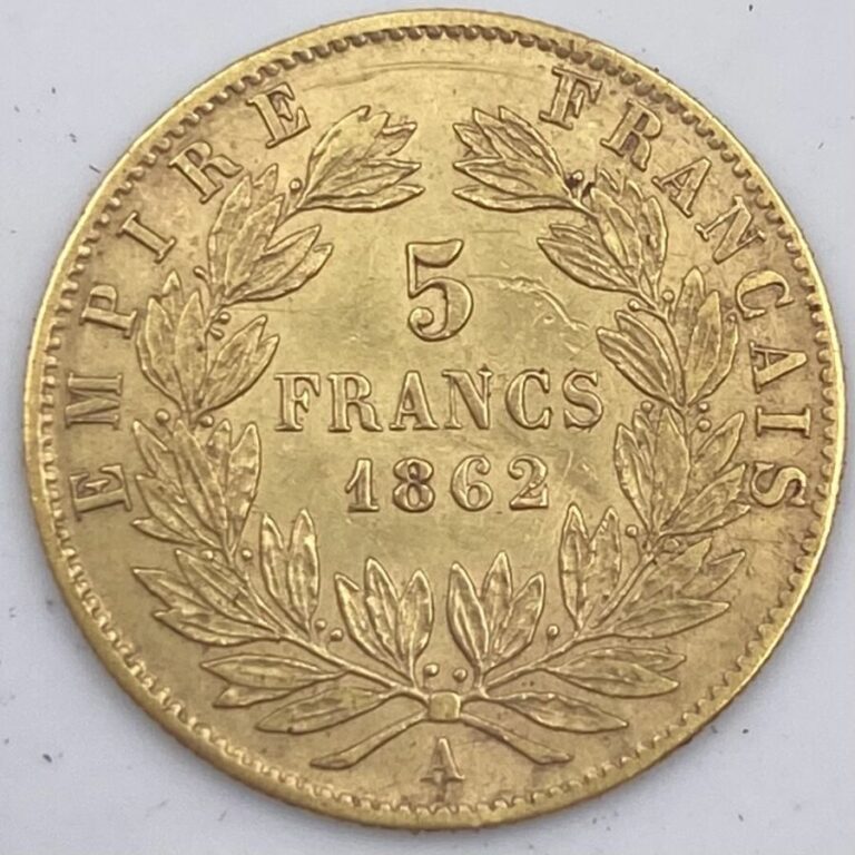 Ensemble de quatre pièces en or comprenant : - -Une pièce de 10 Francs or type"…