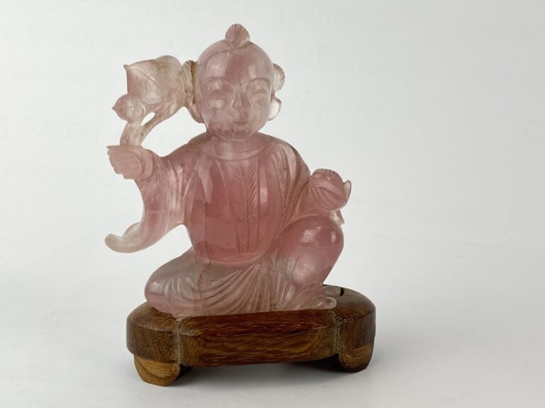 Ensemble de sept (7) sujets en pierre dures - Chine - Comprenant - - deux guany…