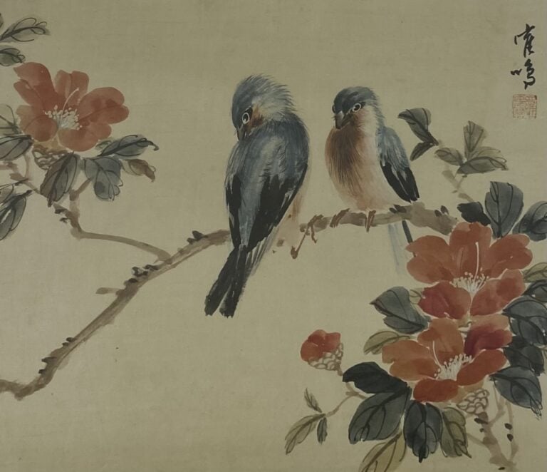ENSEMBLE DE TROIS PEINTURES SUR SOIE - Chine - A décor d'oiseaux branchés dont…