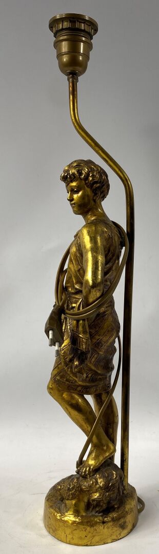 Eutrope BOURET (1833-1906) - Sujet en régule patiné doré représentant David vai…
