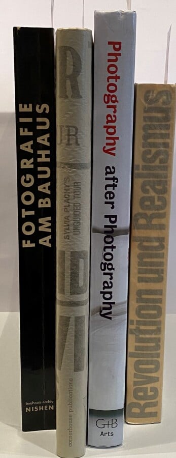 « Fotografie am bauhaus » - Verlag Dirk Nishen, 1990 - - Joint : - « Sylvia Pla…