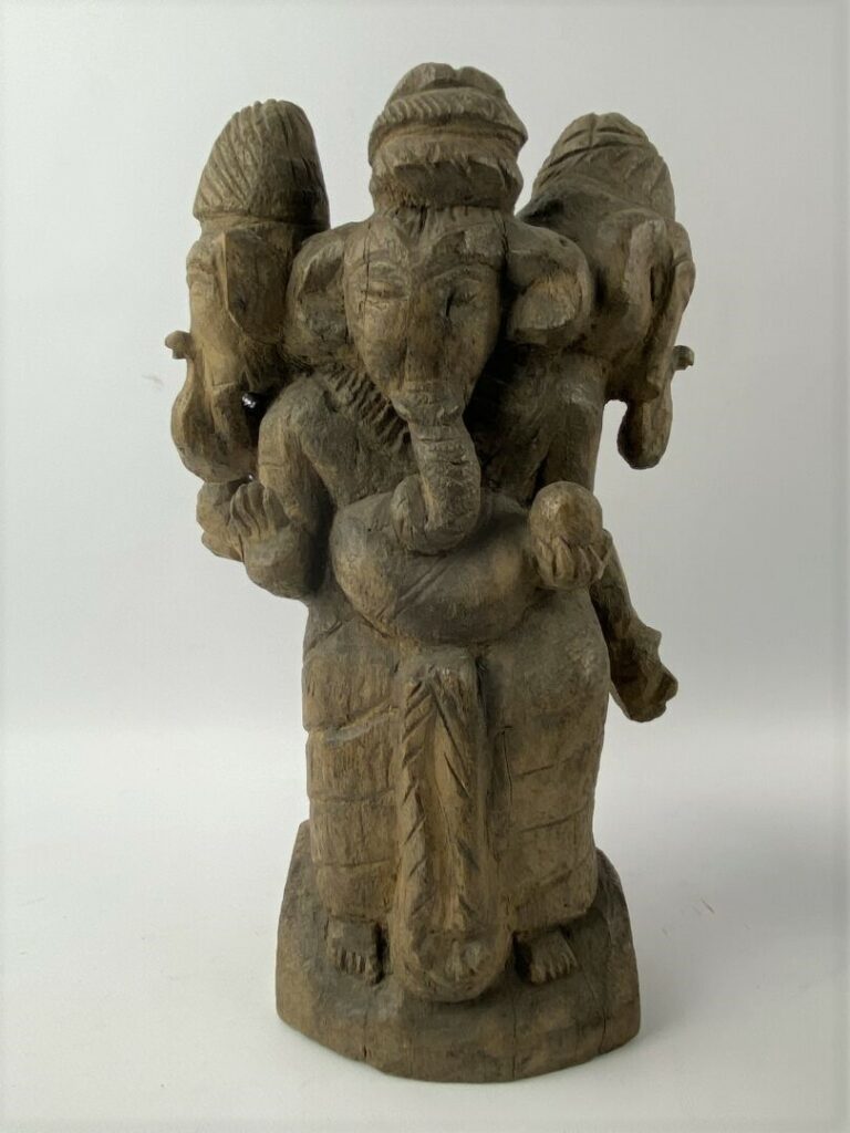 Ganesh en bois sculpté représentée debout - Inde - H: 34 cm - - LOT REGROUPE 17…