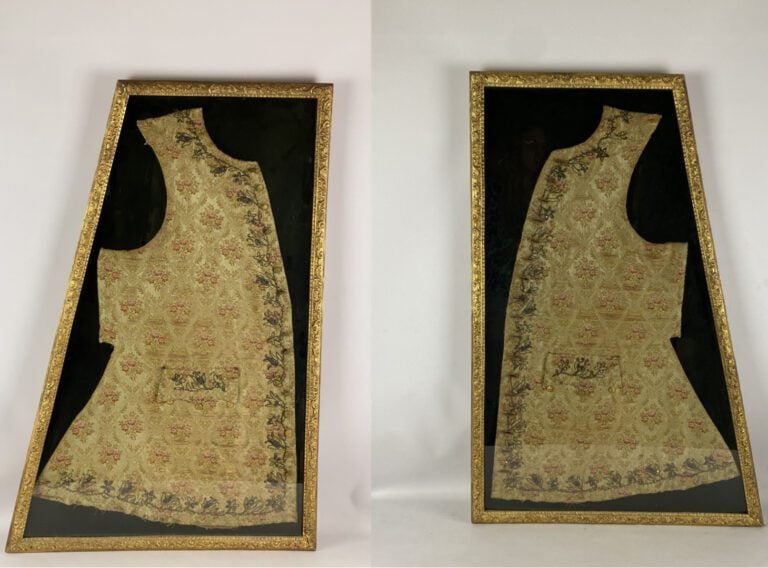 Gilet d'homme à décor de broderie de fleurs et cannetille, XVIIIème siècle - En…