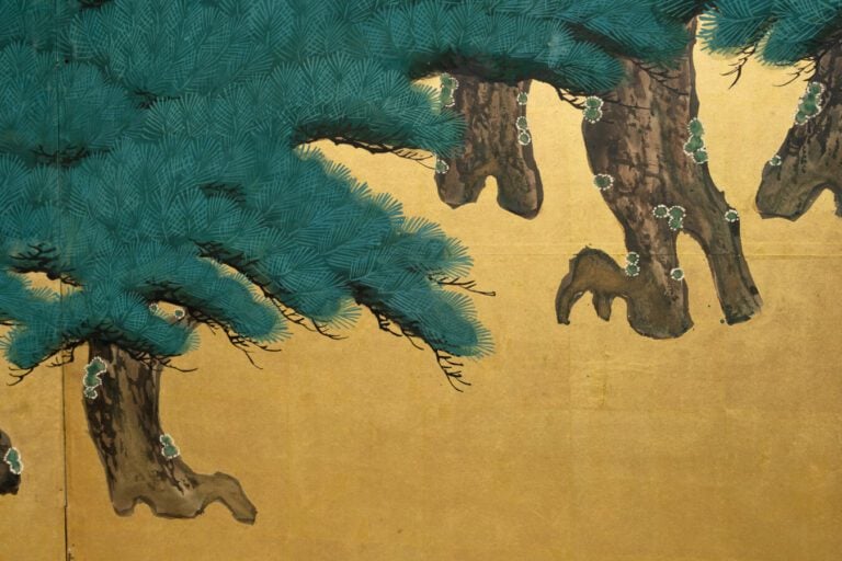 Grand byôbu (séparateur de pièce) à six panneaux avec une peinture sur feuille…