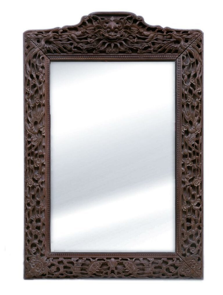 Grand miroir et son encadrement en bois indigène - Vietnam / Indochine, Dynasti…