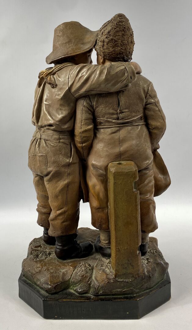Groupe sculpté en terre cuite polychrome patinée, titré "Les deux gosses" - H :…