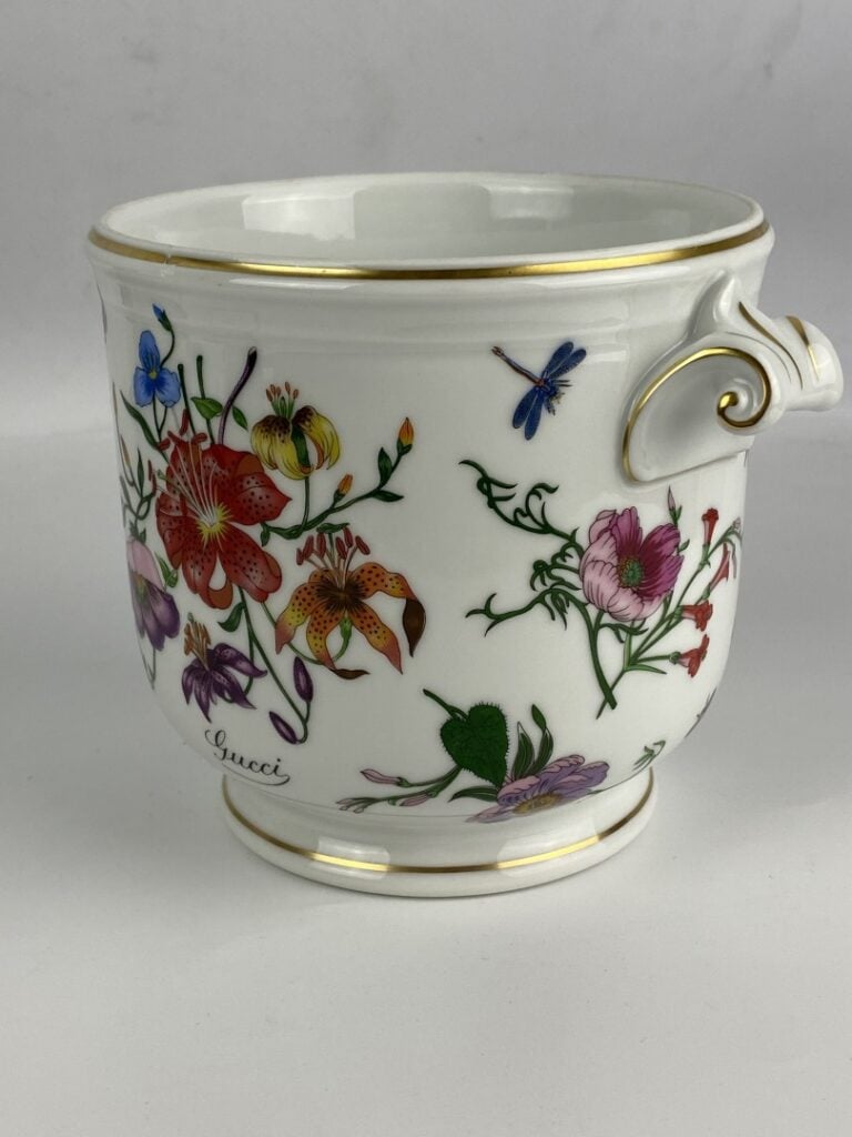 GUCCI & Richard GINORI - Rafraîchissoir modèle Flora en porcelaine à décor flor…