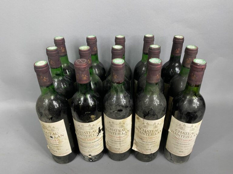 Haut Médoc, Château Hanteillan, Cru bourgeois - Lot de 15 bouteilles, 1973, 197…