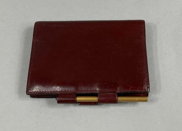 HERMES - Couverture d'agenda en cuir bordeaux - 10 x 7,5 cm - (bon état, vintag…