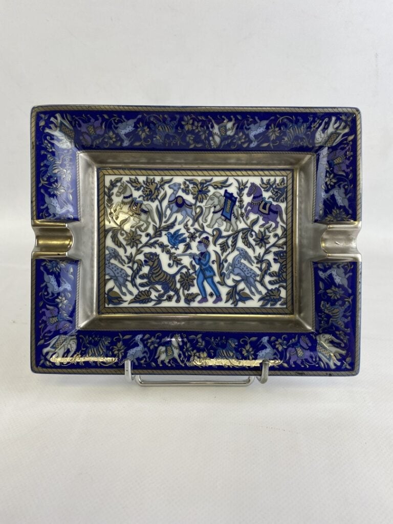HERMES Paris - Cendrier vide-poche de forme rectangulaire à décor polychrome da…
