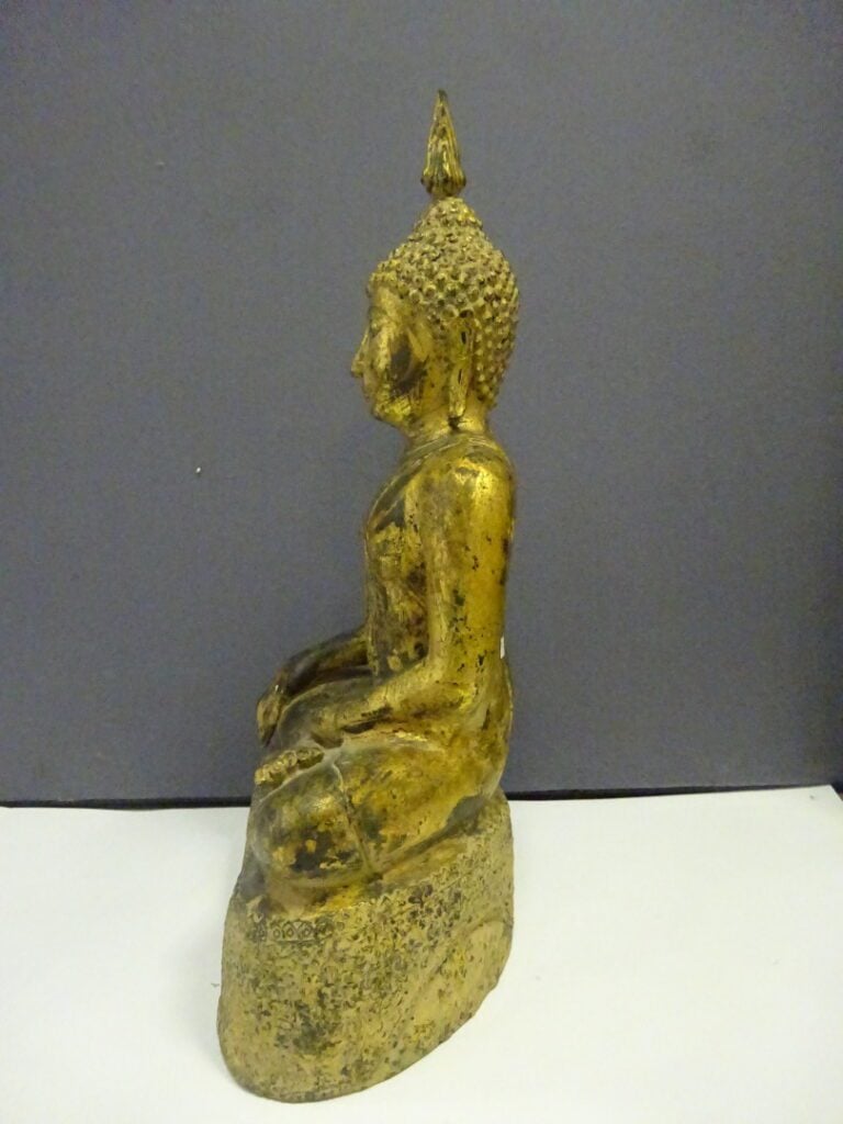 IMPORTANT BOUDDHA EN BRONZE LAQUE OR - Thailande, - Bouddha assis en padmasana…