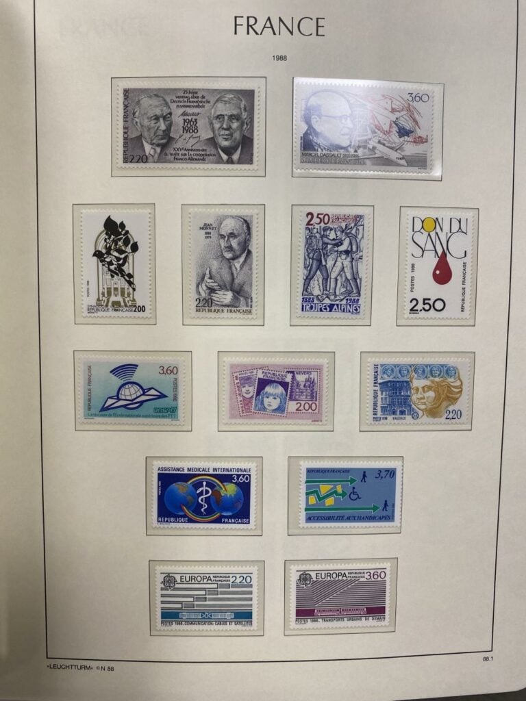 Important ensemble de timbres sur la France et Monaco répartis dans quatre clas…