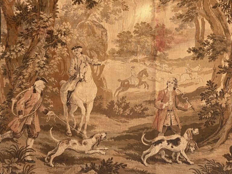 Importante tapisserie sur le thème de la chasse - (usures)