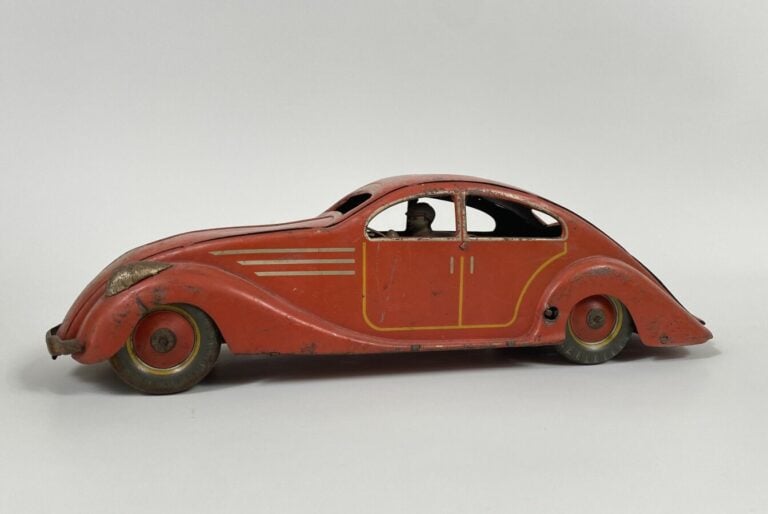 INGAP.Alfa Romeo Streamline Coupé en tôle lithographiée. Longueur : 36 cm - (us…