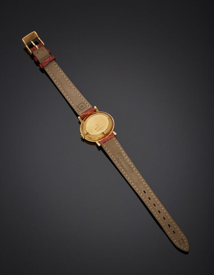 JAEGER LECOULTRE - BRACELET MONTRE de dame, ovale, en or jaune (750‰). Cadran é…