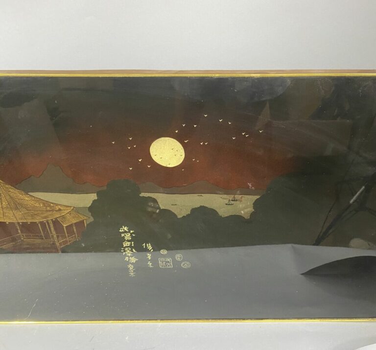 JAPON, XXe - Clair de lune - Panneau en bois, technique mixte - Signé - 48 x 98…