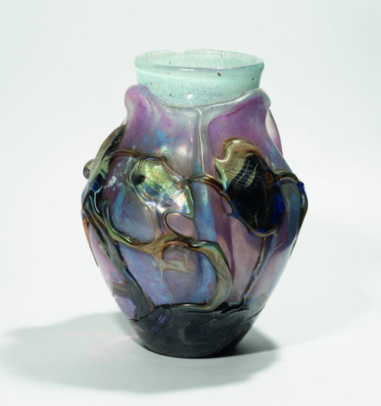 Jean-Claude NOVARO (1943-2015) - Vase en pâte de verre à applications de teinte…