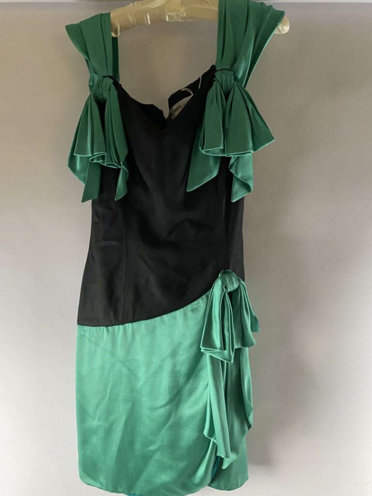 JEAN LOUIS SCHERRER BOUTIQUE - Robe de cocktail noire et vert, (N: 593054) - Ta…