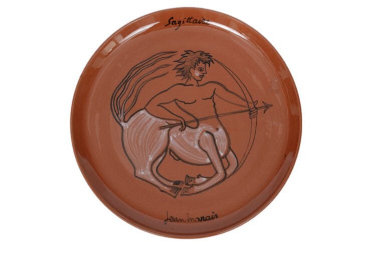 Jean MARAIS (1913-1998). - Trois assiettes en céramique sur le thème des signes…