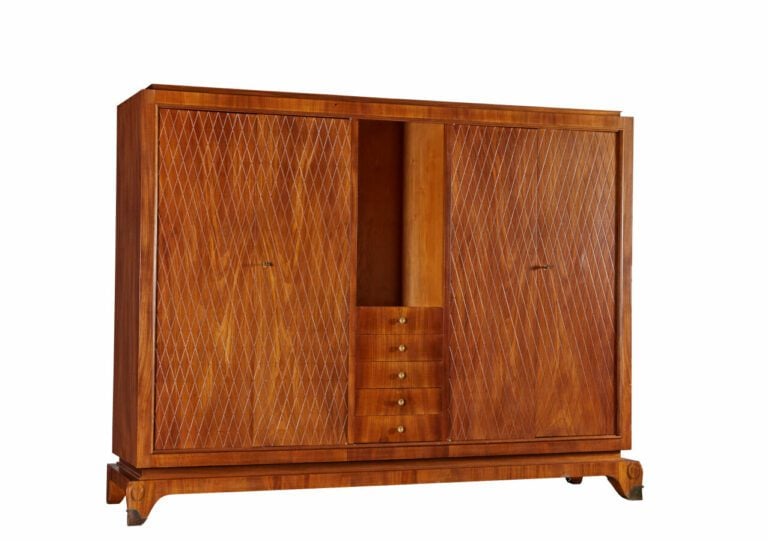 Jean PASCAUD (1903-1996) - Meuble de rangement en ^placage de noyer blond ouvra…