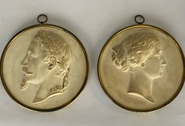 Jules CONSTANT PEYRE (1811- ?) - Paire de médaillons en biscuit représentant Na…