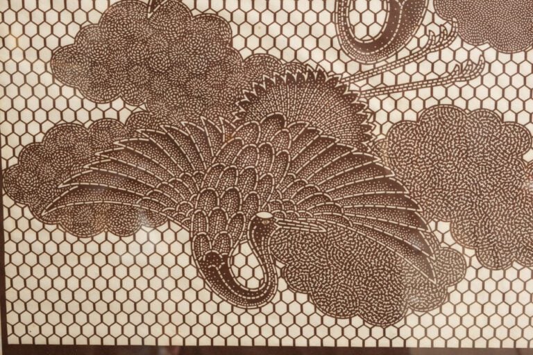 Katagami encadré représentant 2 oiseaux grues "tsuru" par Nakamura Yujiro (1902…