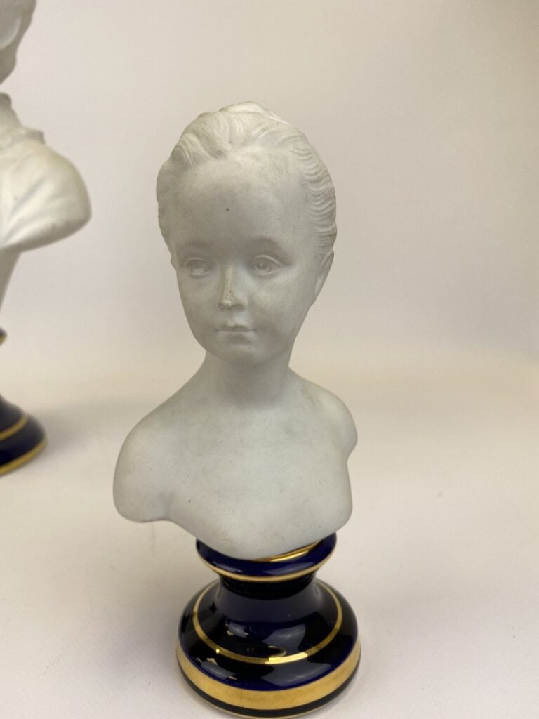 LIMOGES - Buste d'Alexandre BRONGNIART signé THARAUD d'après HOUDON, H:40 cm -…