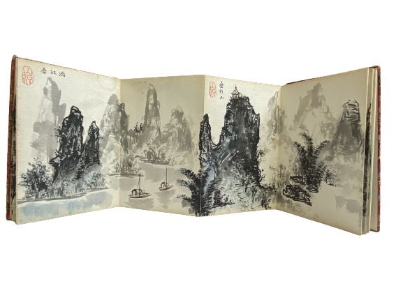 Livret dépliant comprenant une peinture à décor de paysage rocheux - Chine Mode…