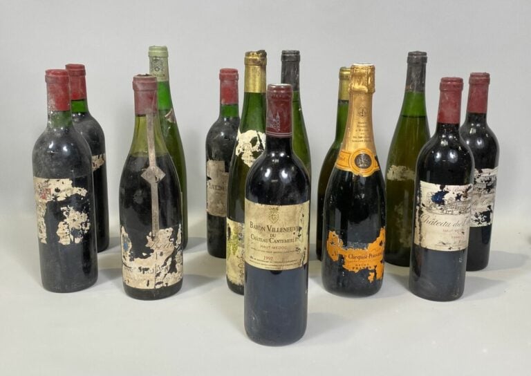 Lot de 13 bouteilles : - 3 ch Latour , Pomerol, 1987 - 1 vin d'Alsace, Clos Bro…