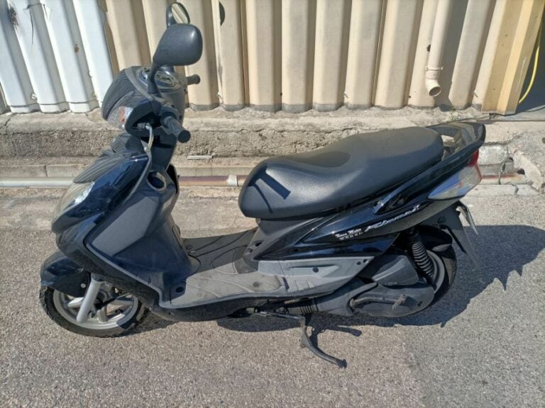 LOT DE 1987BYW06 SCOOTER NON ROULANT VENDU SUR DESIGNATION MBK SE41IIII 2007