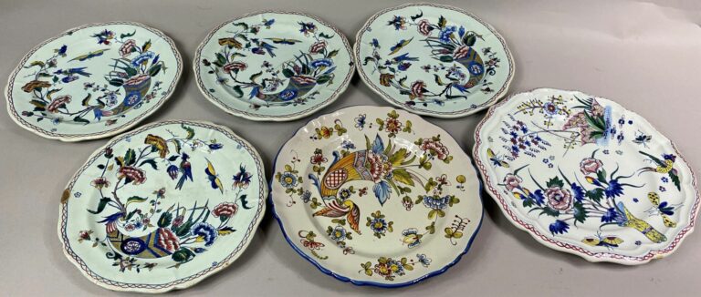 Lot de céramiques dont plat en faïence de Choisy le Roy à décor du profil d'Hen…