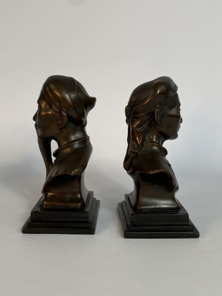 LOT DE DEUX (2) BRONZES REPRESENTANT UN COUPLE DE TONKINOIS - Vietnam / Indochi…