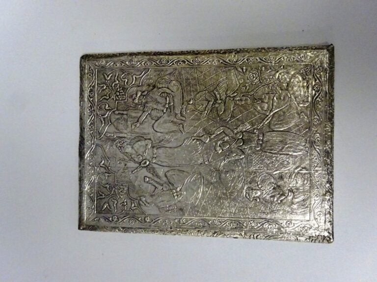 [-] LOT DE DEUX (2) MIROIRS EN FEUILLES D'ARGENT - Iran - - Miroir rectangulair…