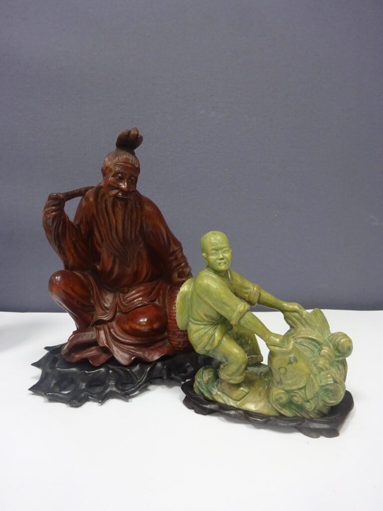 [-] LOT DE DEUX (2) SUJETS REPRESENTANT UN PECHEUR - Japon ou Chine - L'un est…