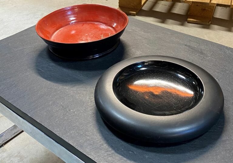 Lot de deux plats vide poche - Un rond noir en céramique SICART designer spagno…