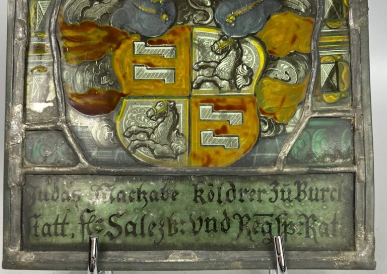 Lot de deux vitraux à décor de chevalier dans le goût du XVIe siècle - 33 x 26…