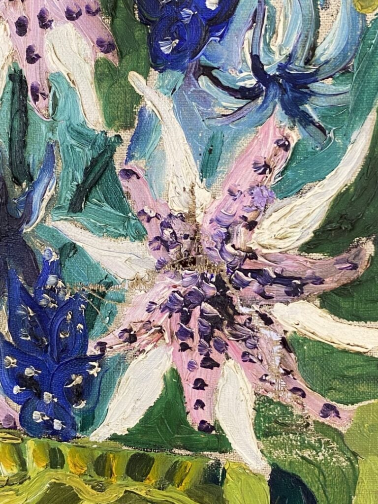 Lot de pièces encadrées comprenant un bouquet de fleurs huile sur toile (accide…