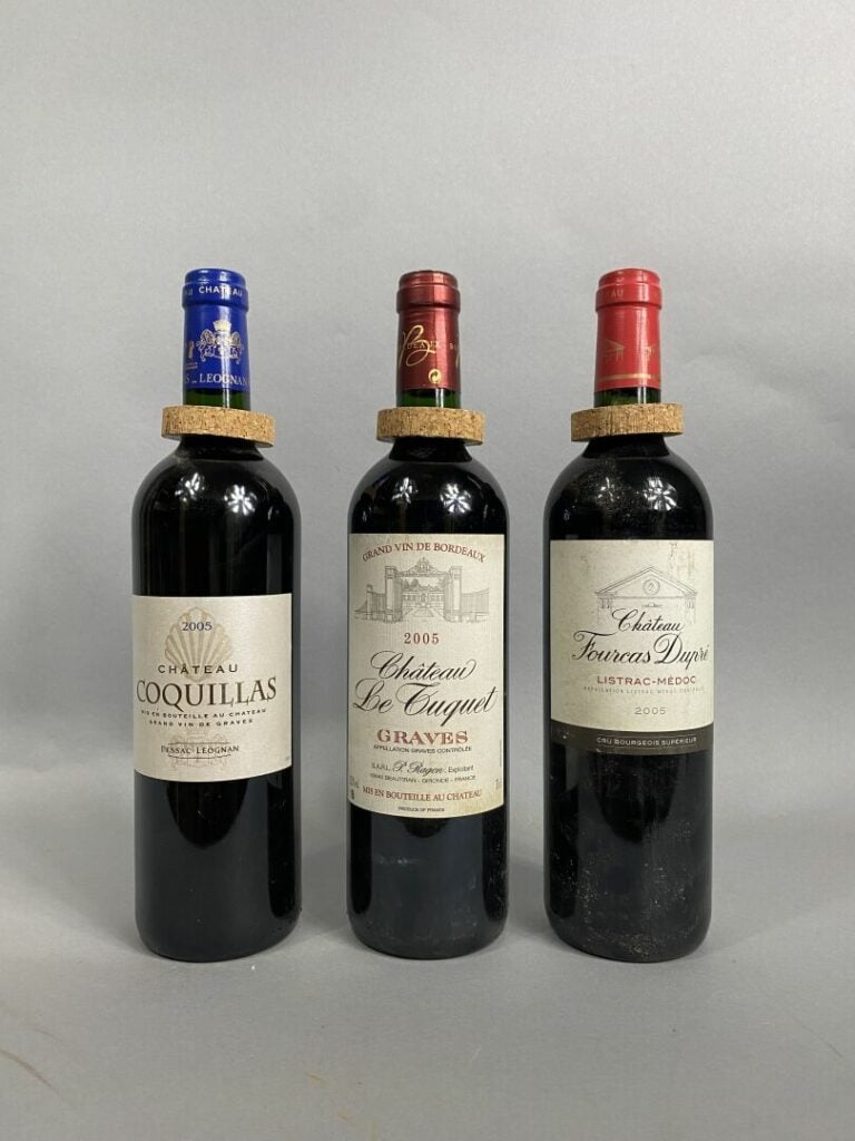 Lot de trois bouteilles, comprenant Château Le Tuquet, Graves, 2005, Château Co…