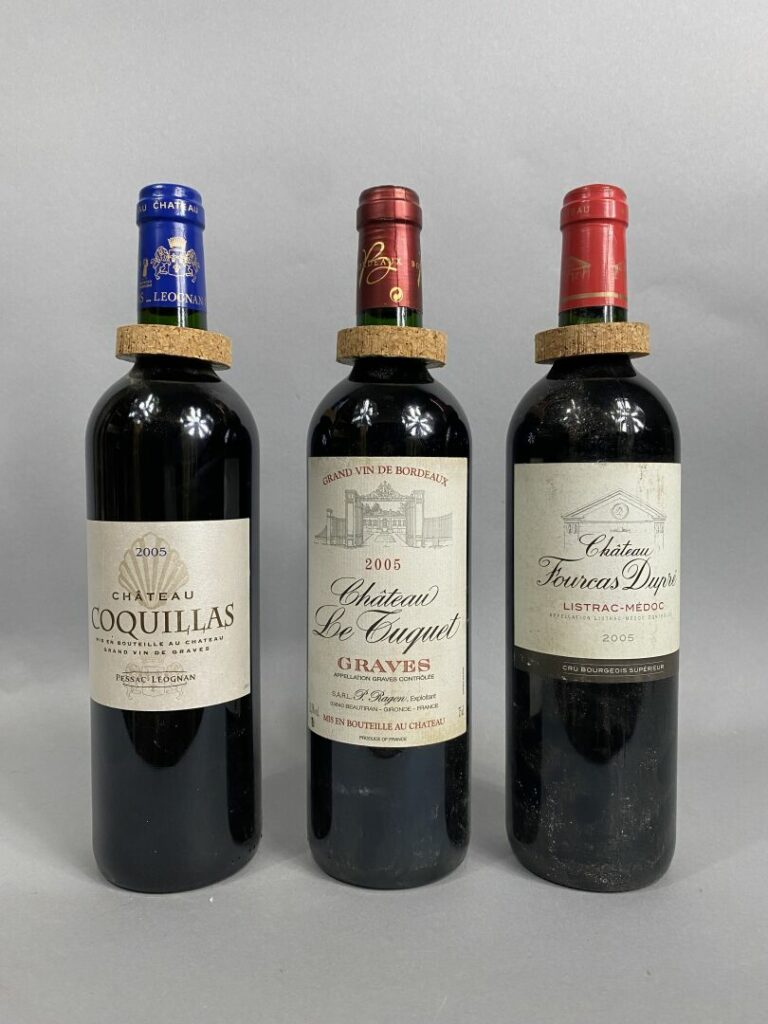 Lot de trois bouteilles, comprenant Château Le Tuquet, Graves, 2005, Château Co…