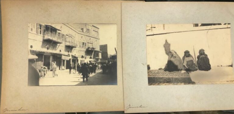 Lot d'environ 250 photos contrecollées sur carton, tirage sépia, avec des vues…