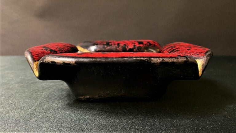 Louis DELACHENAL - Cendrier en pâte de verre - Signé Louis Delachenal - 16 x 16…